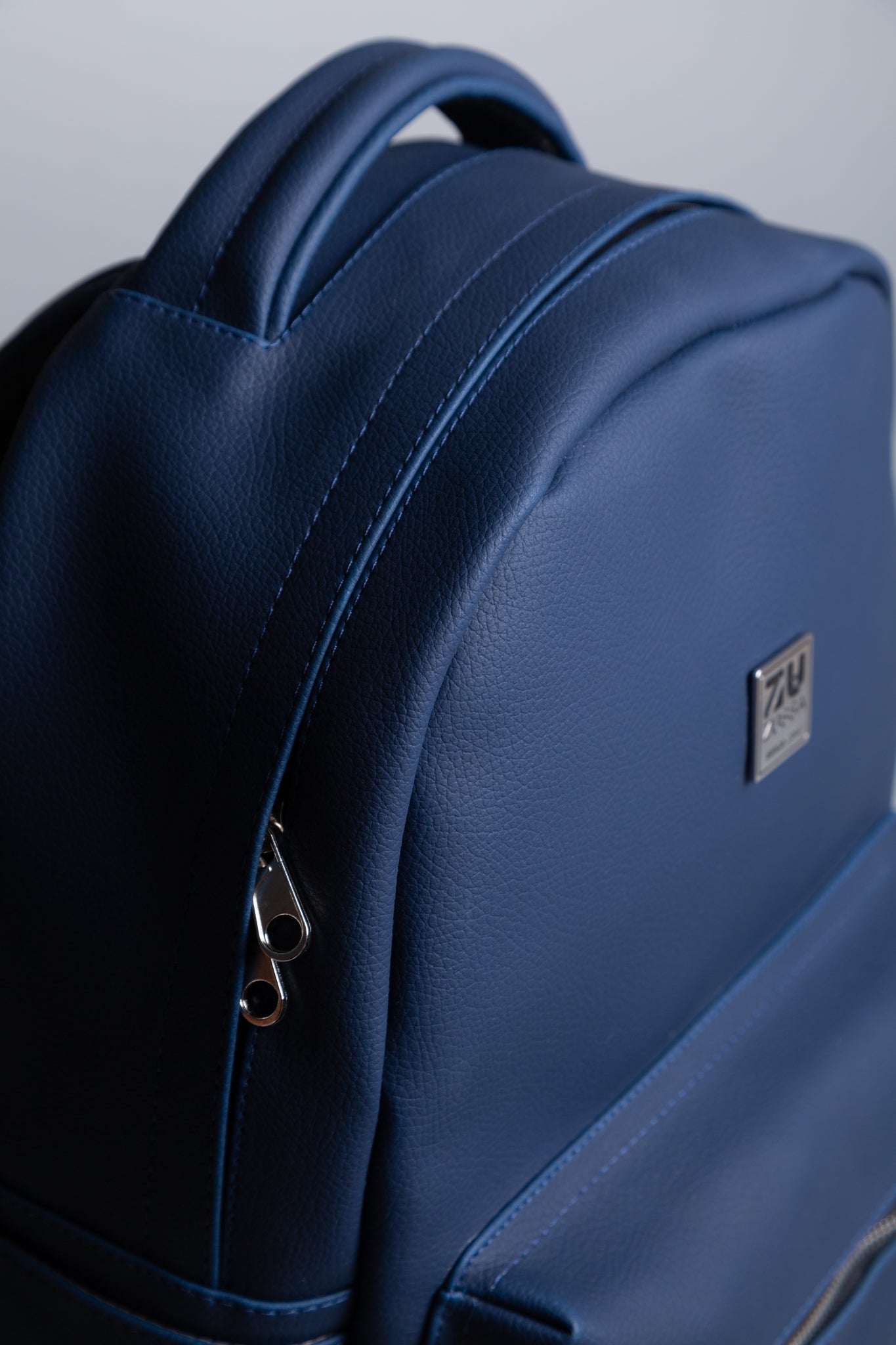 BACKPACK CLASSIC AZUL NAVY - ZUSSA