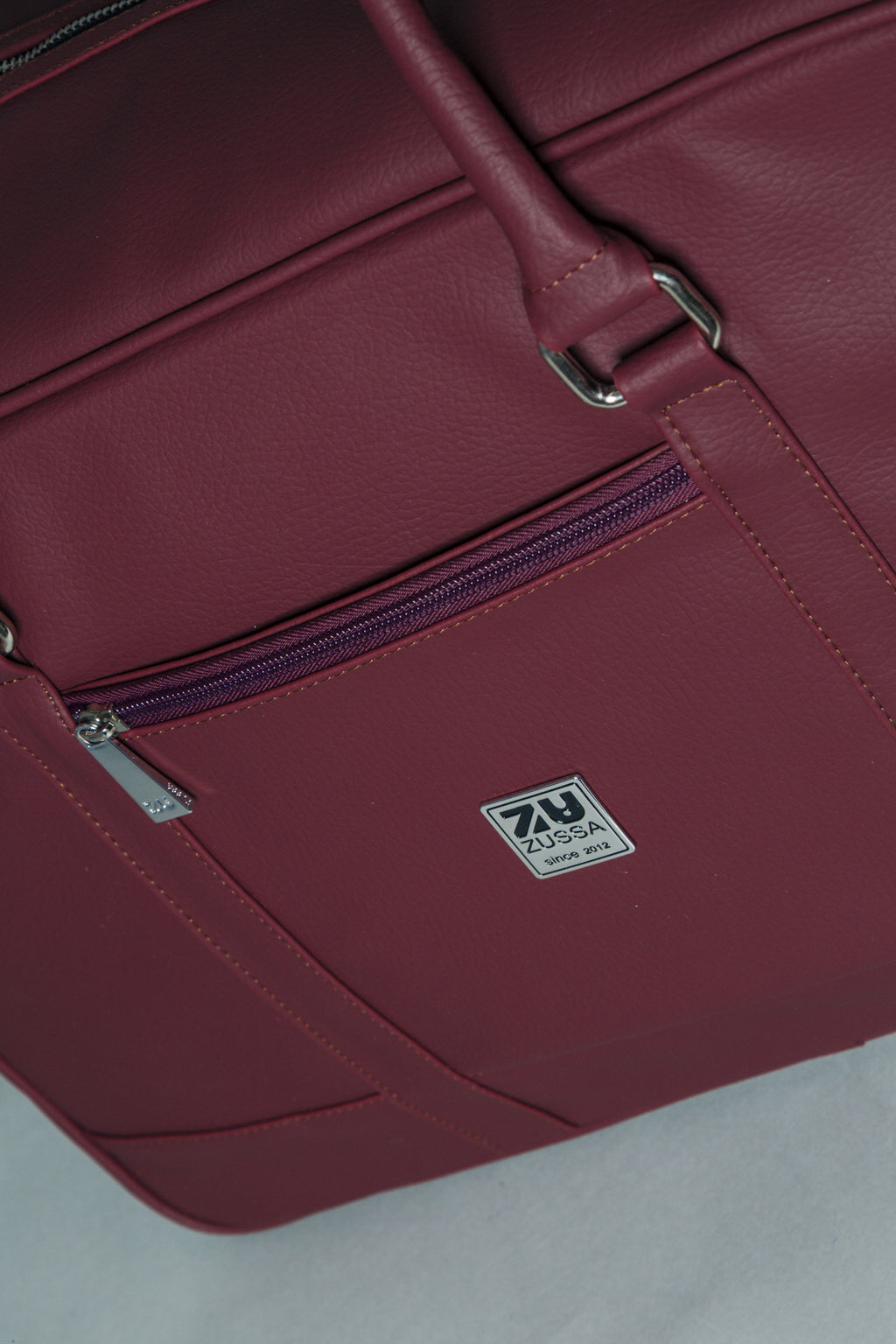 TRAVEL BAG VINO TINTO - ZUSSA