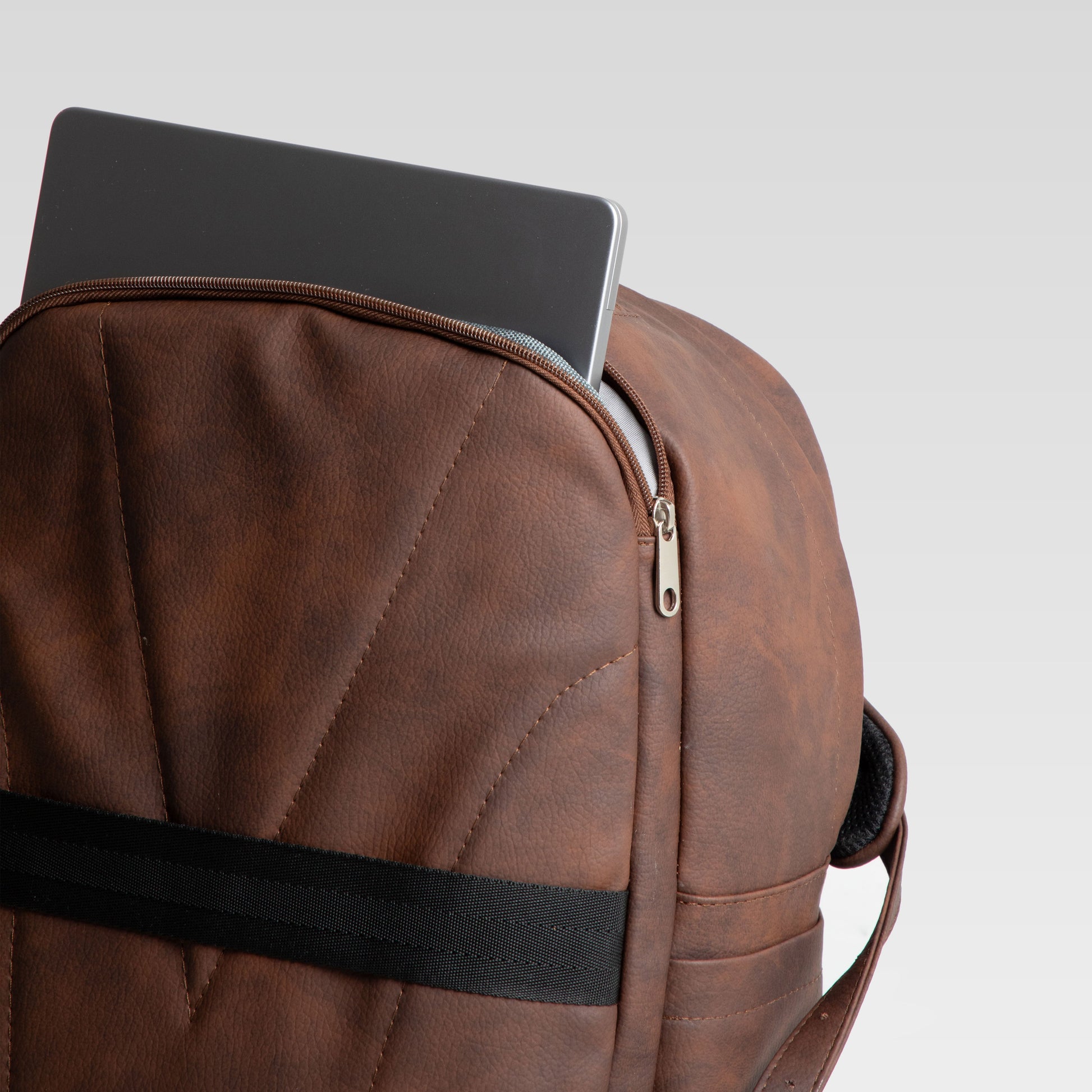 365 BACKPACK MARRÓN