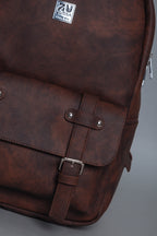 BACKPACK TITAN MARRÓN - ZUSSA