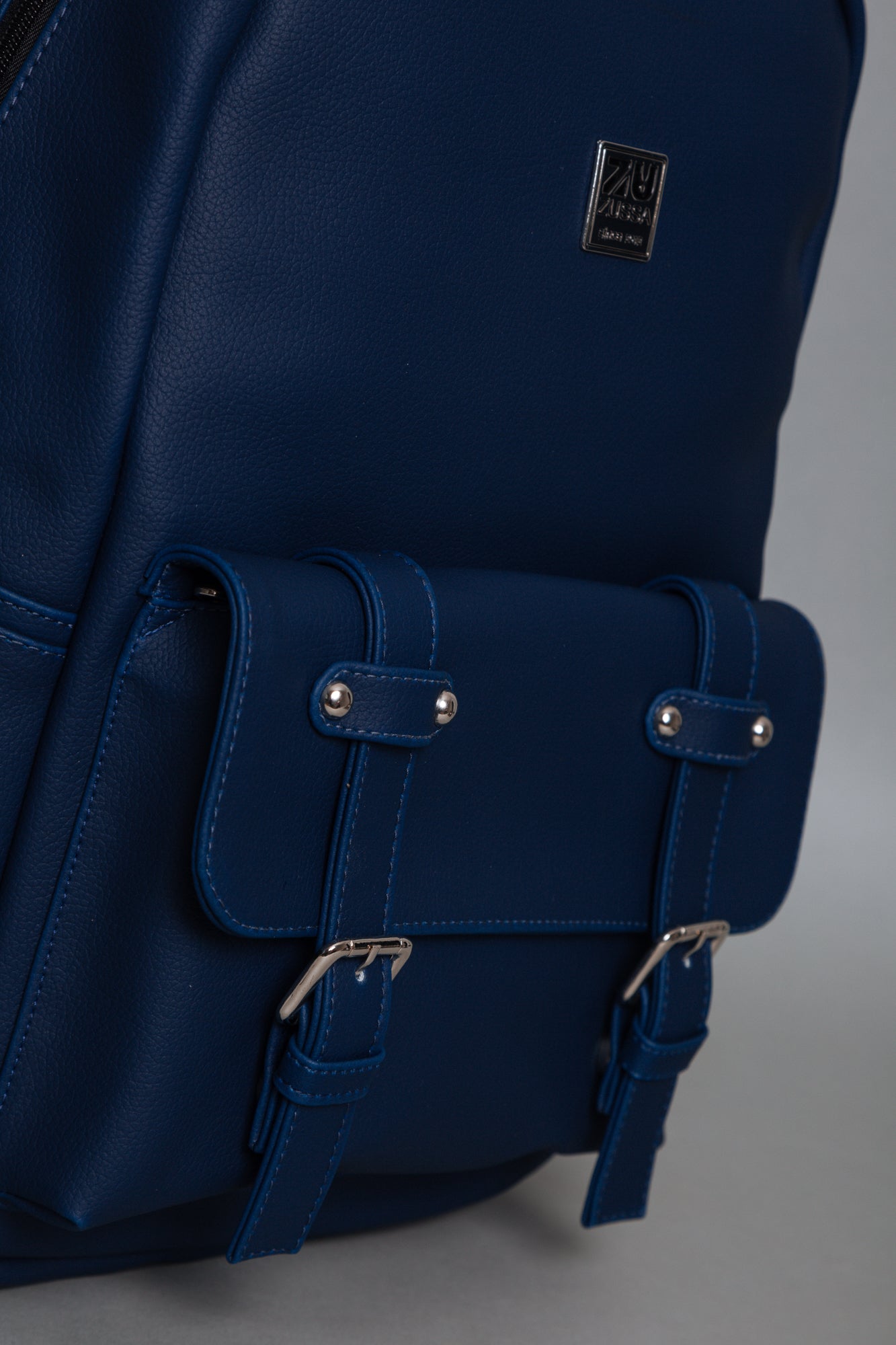 BACKPACK TITAN AZUL NAVY - ZUSSA