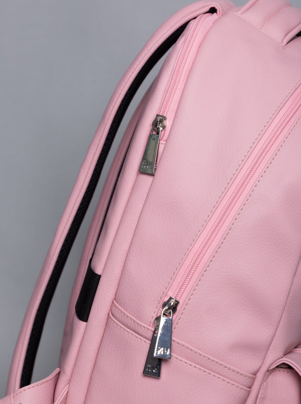 BACKPACK TITAN ROSADO - ZUSSA